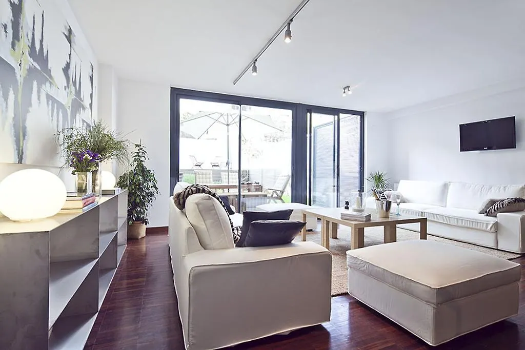 Ferienwohnung My Space Barcelona Private Pool Garden Apartment