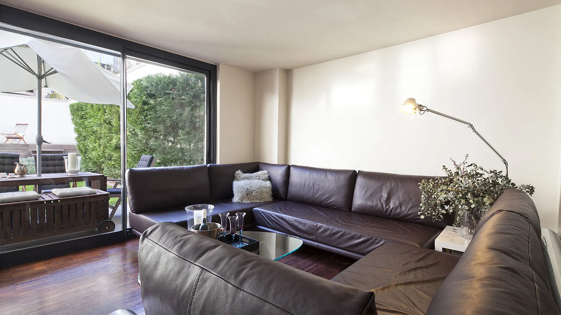 Apartment Ferienwohnung My Space Barcelona Private Pool Garden
