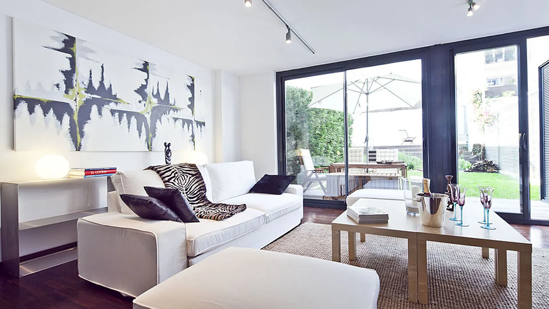 Ferienwohnung My Space Barcelona Private Pool Garden Spanien